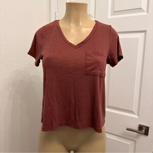 Charlotte Russe Short Sleeve V-Neck Top - Burgundy